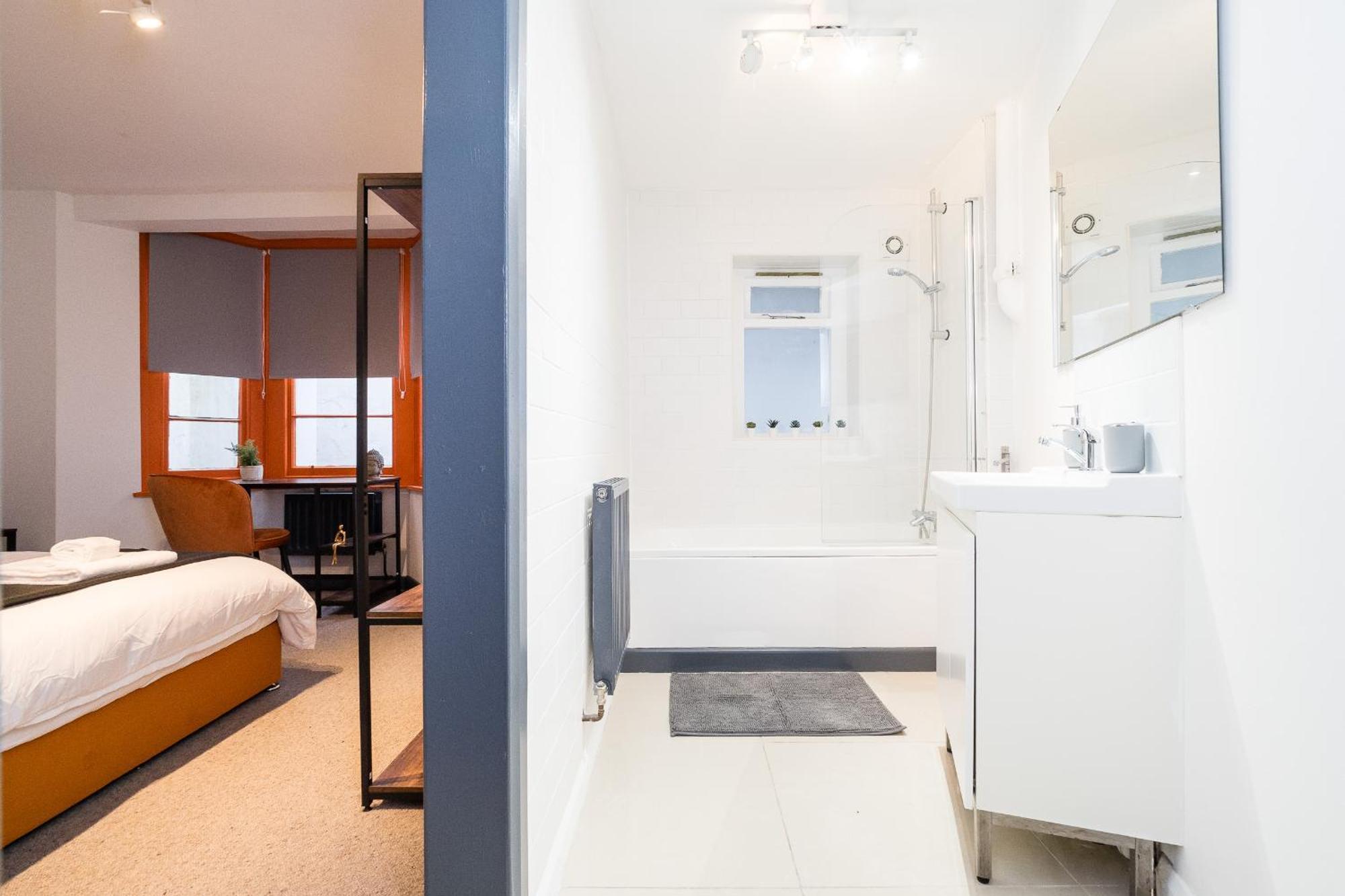 Spacious 6 Ensuite Bedroom House In Central London Exterior photo