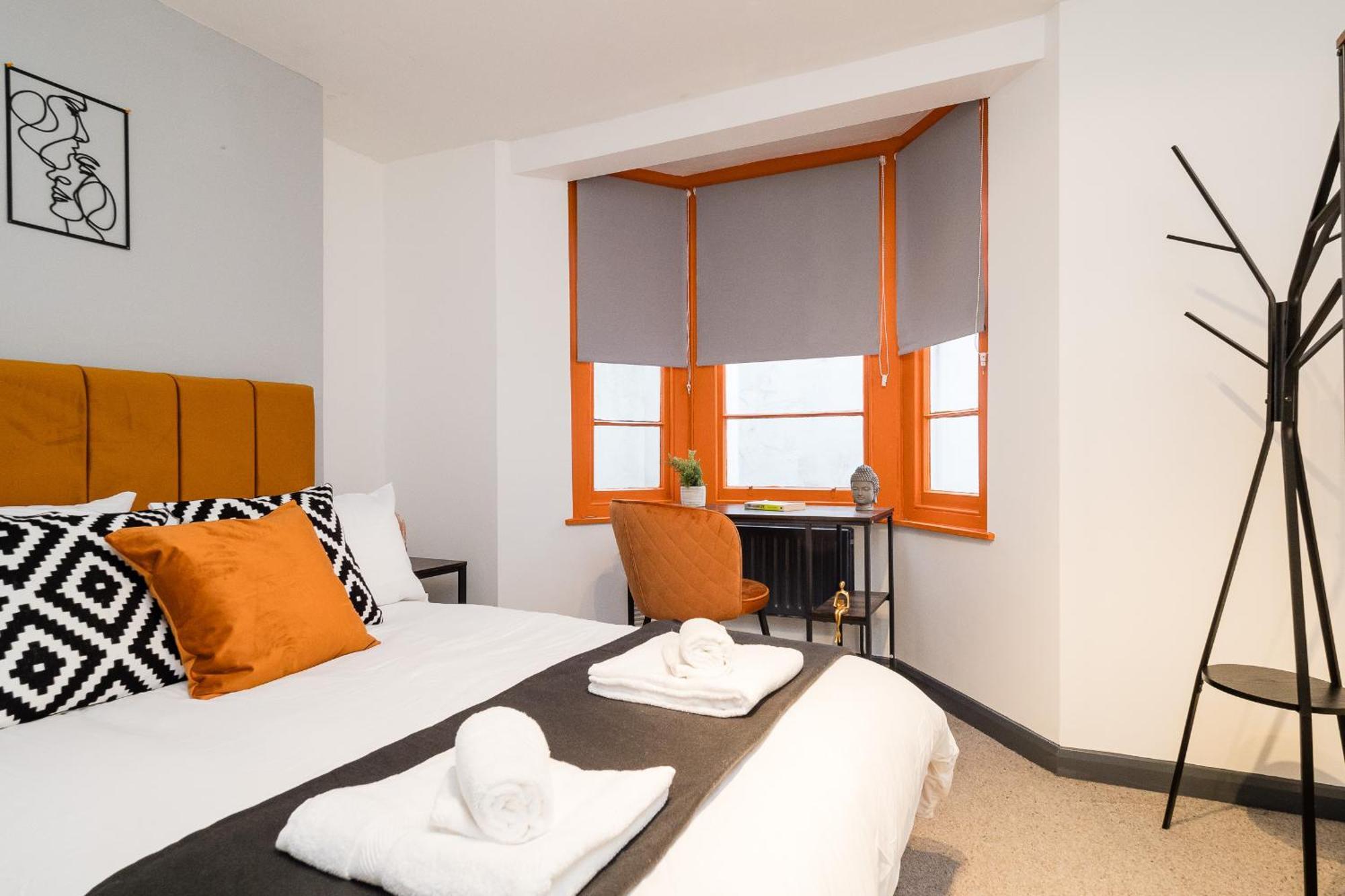 Spacious 6 Ensuite Bedroom House In Central London Exterior photo